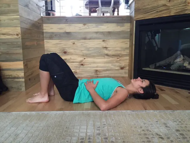 feel rib cage movement during exhale/inhale